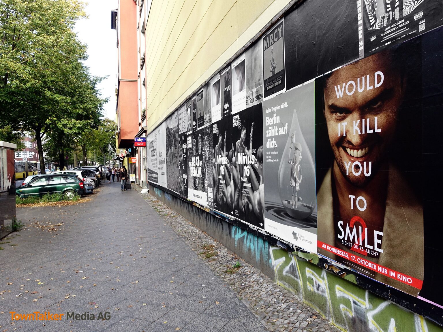 TownWall Berlin Smile 2