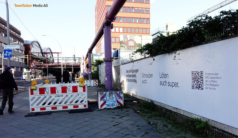 StreetFence Berlin Lufthansa